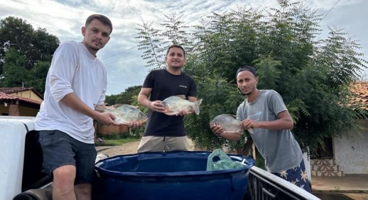 Prefeitura de Jatobá do Piauí distribui 5 mil quilos de peixe para população na Semana Santa